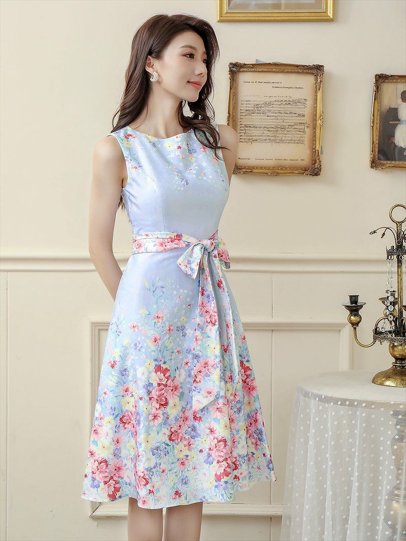 ERUKEI ブルー フラワープリント リボンベルト ノースリーブ フレア ミディアム丈 ワンピース
