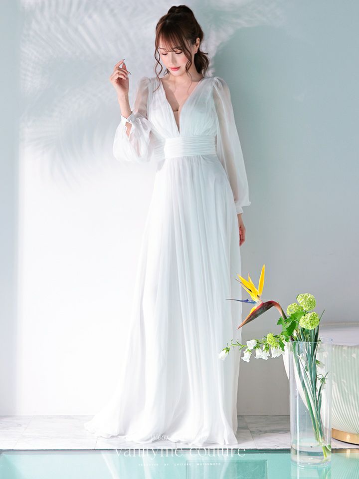 vanityME.couture. バースデードレスホワイトレースエレガントワンピース ロングドレス