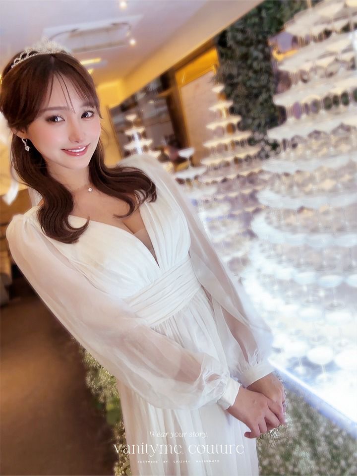 vanityME.couture. バースデードレスホワイトレースエレガントワンピース ロングドレス