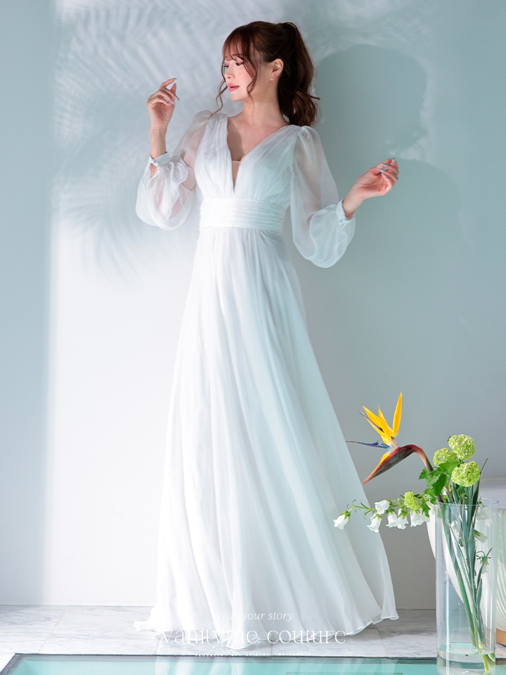 vanityME.couture. バースデードレスホワイトレースエレガントワンピース ロングドレス