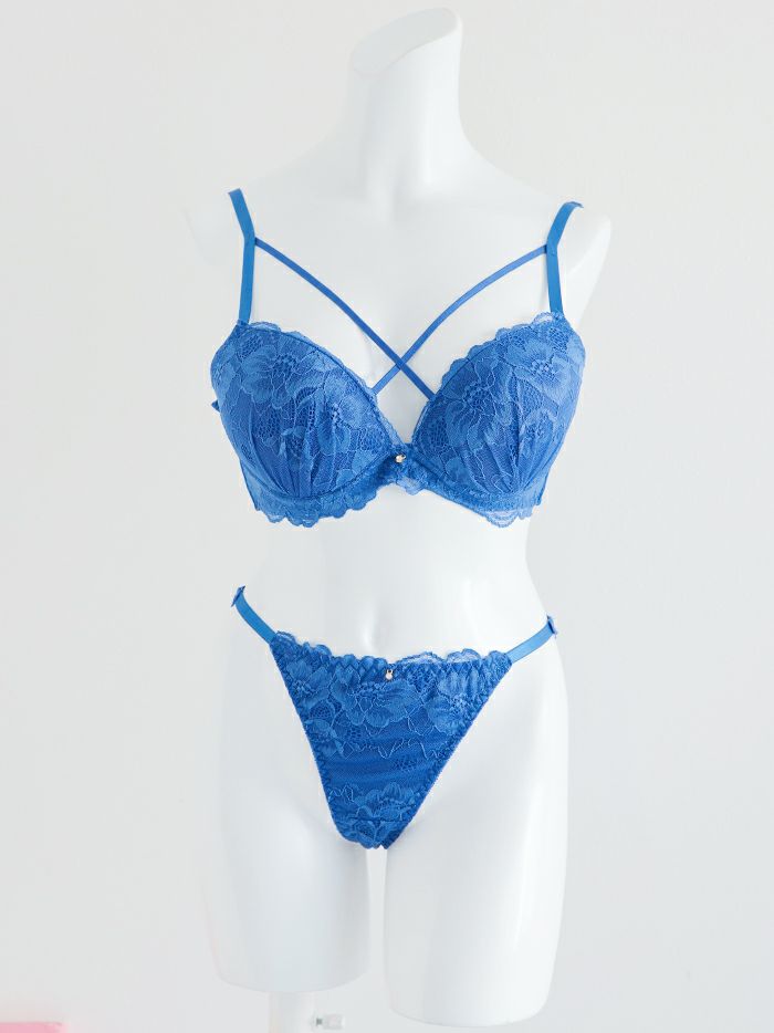 脇高ストリングレースブラセット（ブラジャー＆フルバックショーツ&Tバックショーツ ）