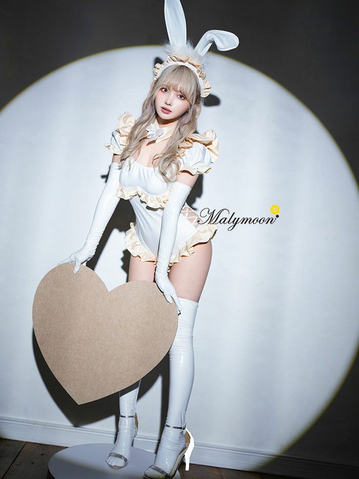 Malymoon スムースレザーバニー コスプレ ホワイト Amazon.co.jp: [Malymoon] コスプレ バニー レザー うさ耳