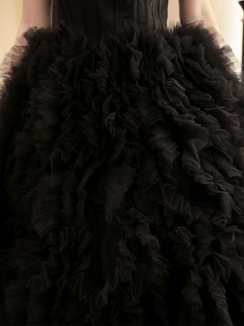 vanityME.couture. バニティミークチュール ベアトップ ボリューム 