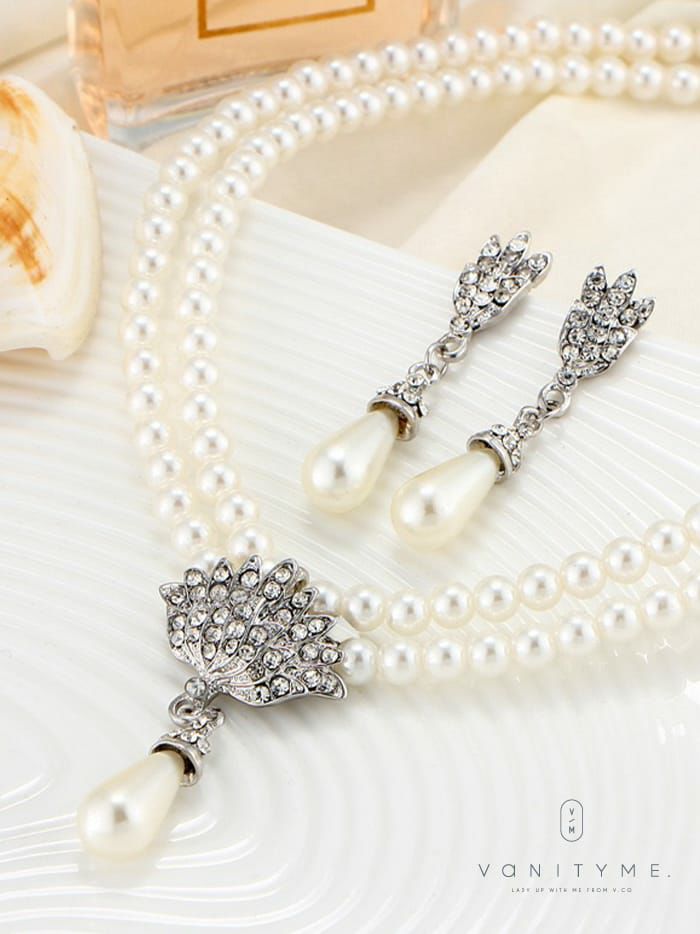 vanityME.couture. パールネックレス＆ピアス ペンダント ホワイト×シルバー ジェエリー vcsit-2453