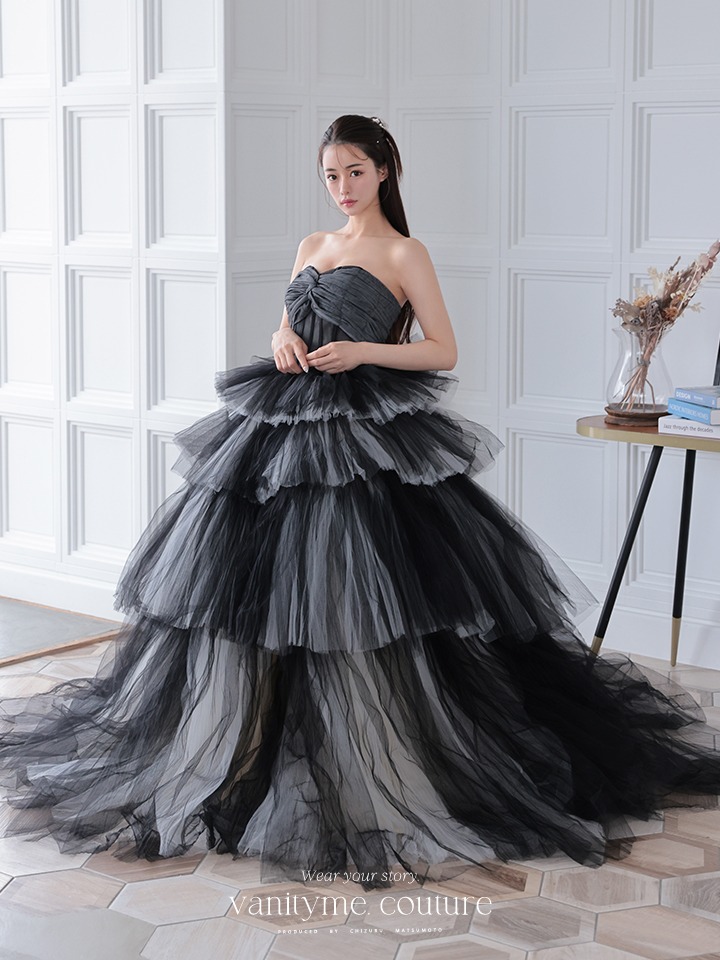 vanityME.couture. バニティミークチュール 4段チュールスカート モノトーン バイカラー プリンセス 姫 ロングドレス バースデードレス ブラック×ホワイト vctr-t-2420-1