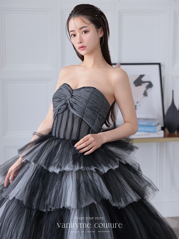 vanityME.couture. バニティミークチュール 4段チュールスカート モノトーン バイカラー プリンセス 姫 ロングドレス バースデードレス ブラック×ホワイト vctr-t-2420-1