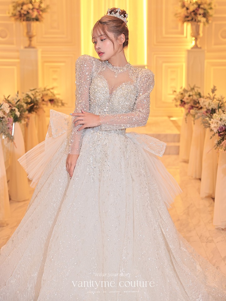 vanityME.couture. バニティミークチュール 一条響ちゃん 着用 Diamond dress ダイヤモンド クリスタルビジュー ロングスリーブ プリンセス 姫 ウエディングドレス ロングドレス ホワイト vctr-t-24104
