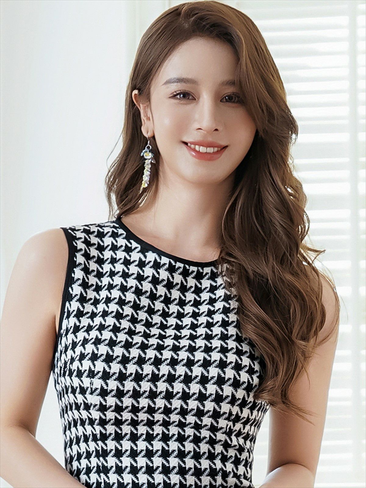 ERUKEI エルケイ ホワイト×ブラック 千鳥格子・チェック・ツイード・パイピング・ノースリーブ・マーメイド・シンプル・ミニドレス・ワンピース ek-c24167-1