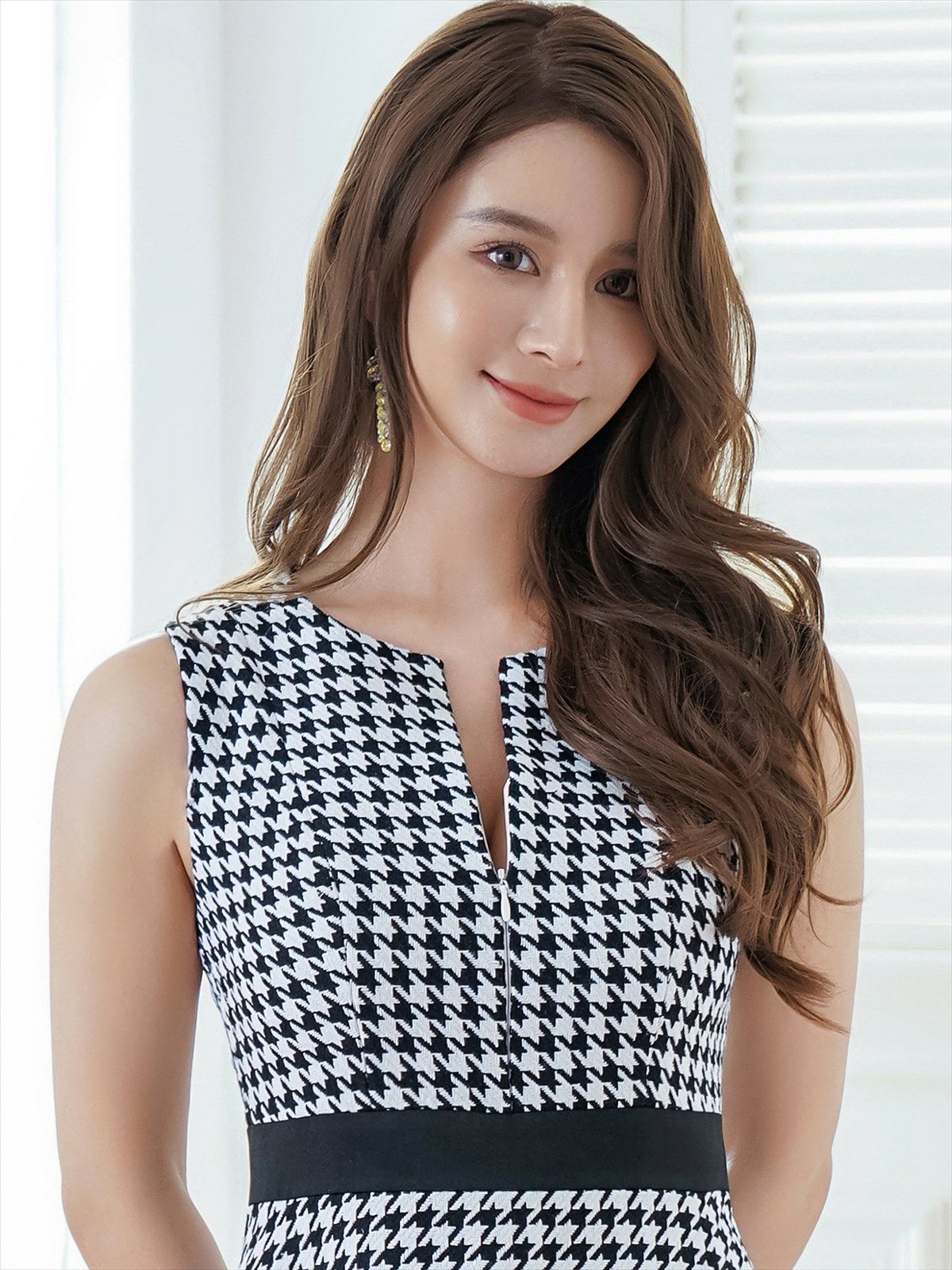 ERUKEI エルケイ ホワイト×ブラック 千鳥格子・チェック・ツイード・ノースリーブ・Aライン・ミディアムドレス・ワンピース ek-c24171-1