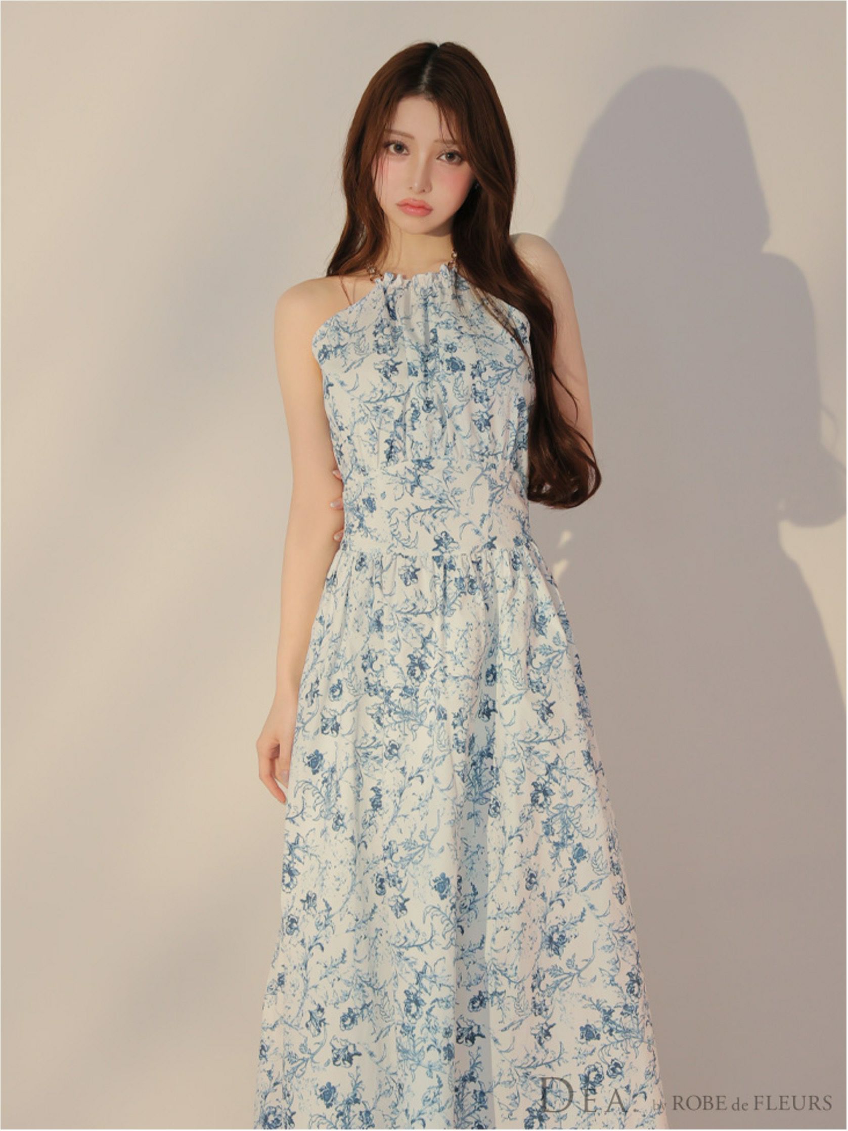 DEA. ディア バイ ローブドフルール 花柄ホルターネックフレアロングキャバドレス de3783-c