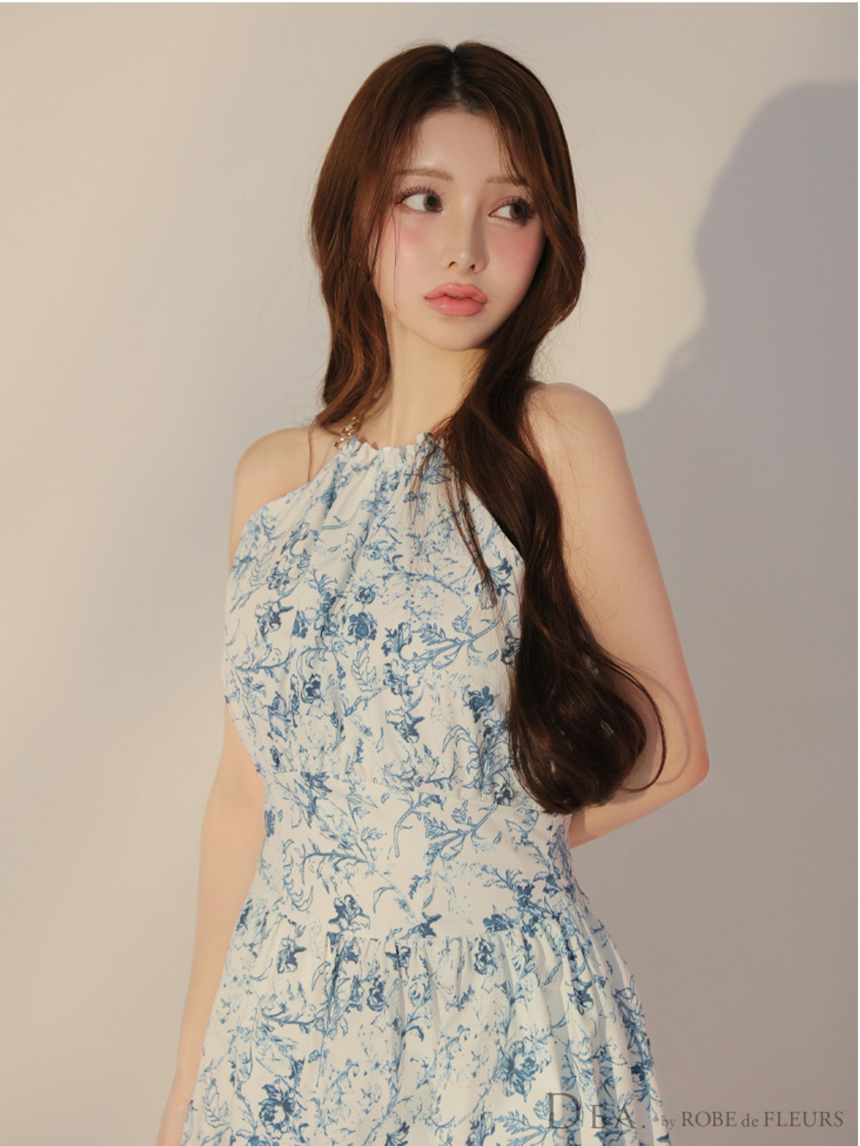 DEA. ディア バイ ローブドフルール 花柄ホルターネックフレアロングキャバドレス de3783-c