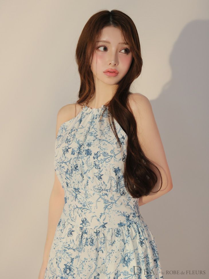 DEA. ディア バイ ローブドフルール 花柄ホルターネックフレアロングキャバドレス de3783