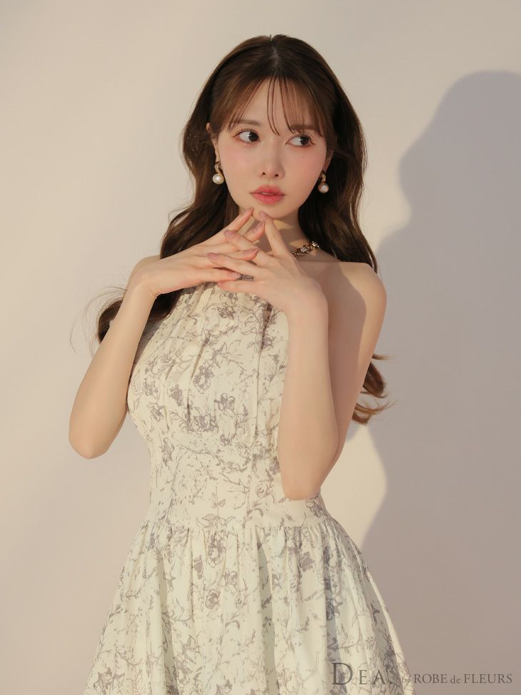 DEA. ディア バイ ローブドフルール 花柄ホルターネックフレアロングキャバドレス de3783