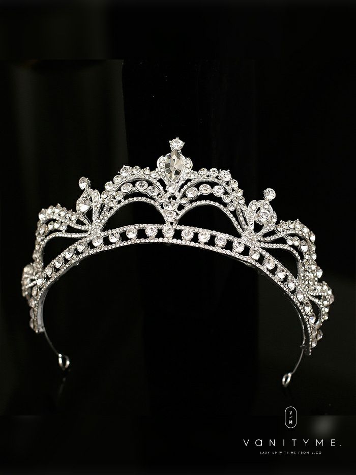 クリスタルビジュー×波型ライン プリンセス ティアラ シルバー vcsit-25020