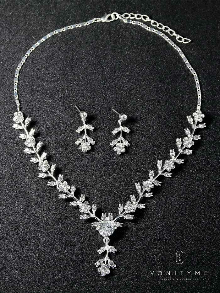 フラワーモチーフビジュー ネックレス＆ピアス シルバー ジュエリー vcsit-25030