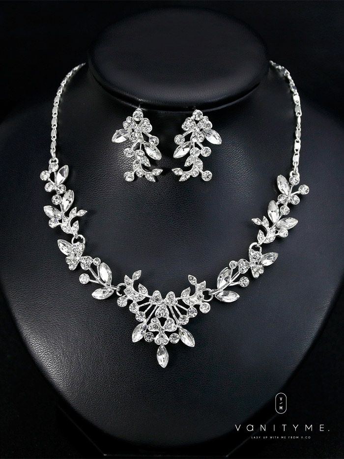 クローバー×リーフモチーフビジュー ネックレス＆ピアス シルバー ジュエリー vcsit-25032