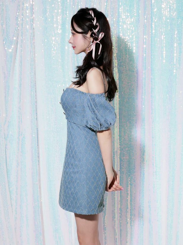AngelR エンジェルアール デニムデザインオフショルダーパフスリーブウエストカットボタンチェーンショルダーマイクロミニドレス [ブルー/ネイビー] ar25825