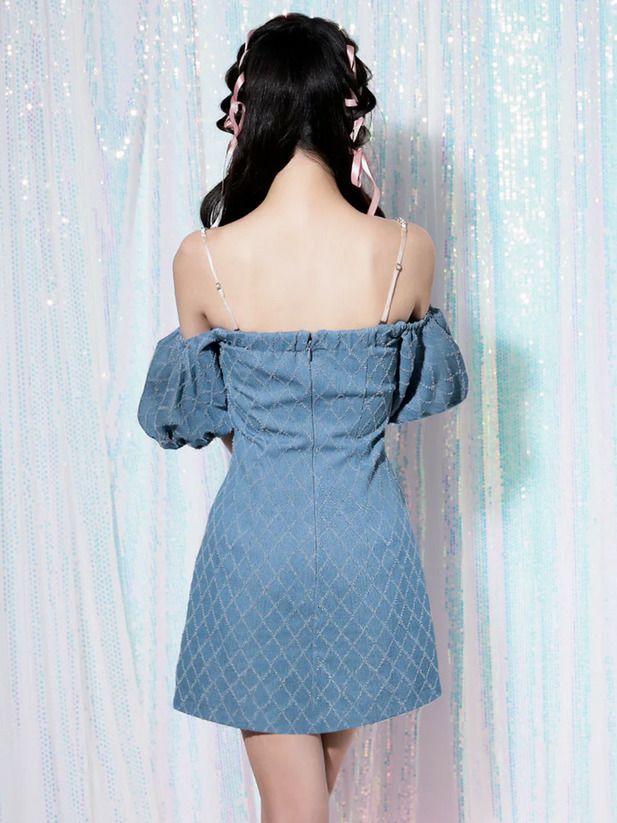 AngelR エンジェルアール デニムデザインオフショルダーパフスリーブウエストカットボタンチェーンショルダーマイクロミニドレス [ブルー/ネイビー] ar25825