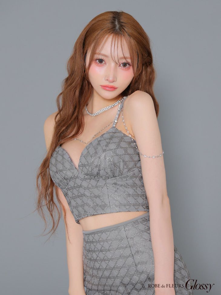 Glossy ローブドフルールグロッシー チェーン付きラメツイルセットアップタイトミニキャバドレス gl3916