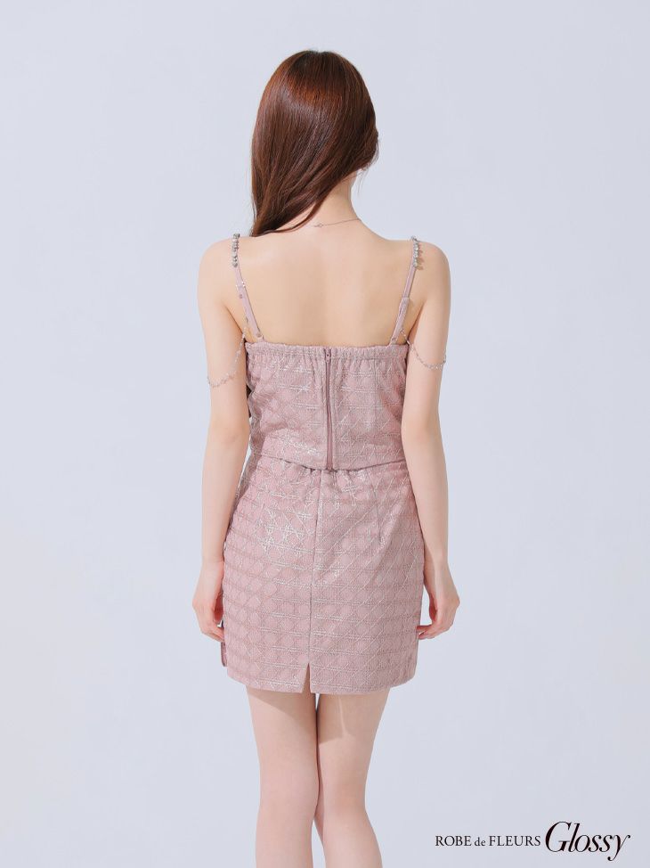 Glossy ローブドフルールグロッシー チェーン付きラメツイルセットアップタイトミニキャバドレス gl3916