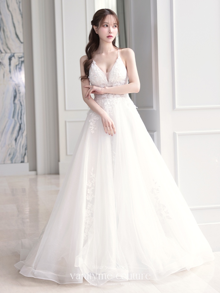 vanityME.couture. バニティミークチュール 立体フラワーレース 刺繍 ラメチュール プリンセス 姫 ロングドレス バースデードレス オフホワイト vctr-l-cd792w