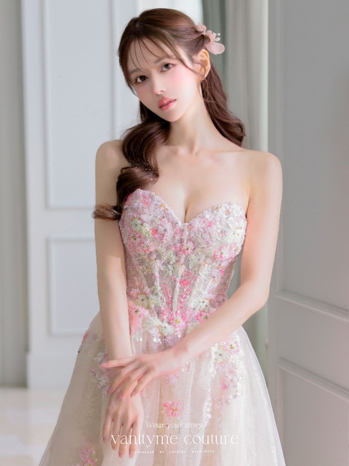 vanityME.couture. バニティミークチュール カラフルフラワーモチーフ ラメチュール 立体ビーズ刺繍 プリンセス 姫 ロングドレス バースデードレス マルチカラー vctr-l-a1468