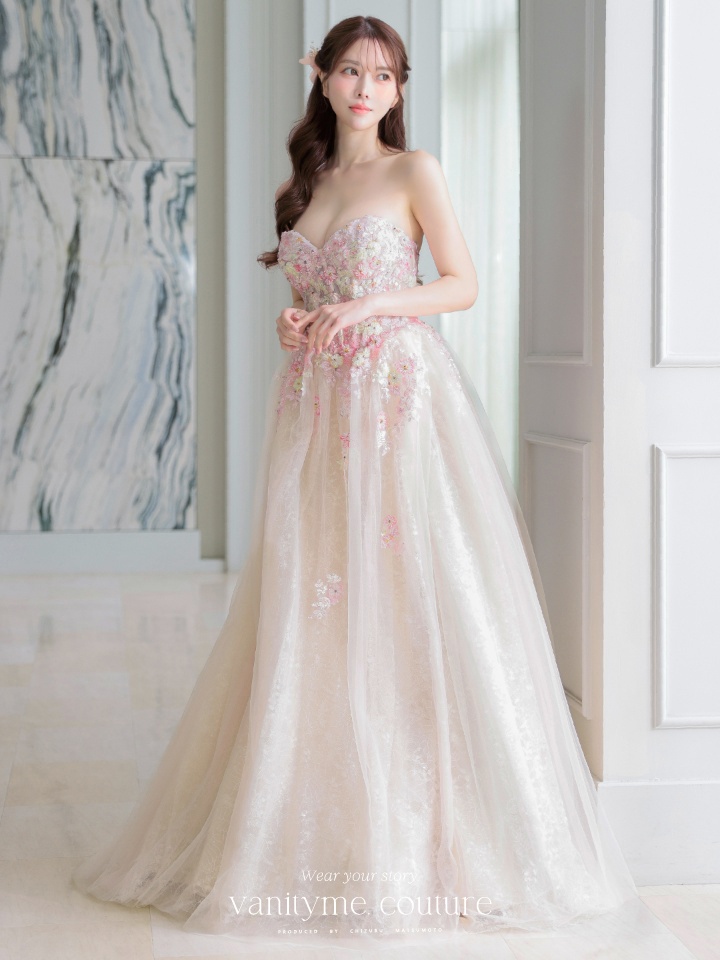 vanityME.couture. バニティミークチュール カラフルフラワーモチーフ ラメチュール 立体ビーズ刺繍 プリンセス 姫 ロングドレス バースデードレス マルチカラー vctr-l-a1468