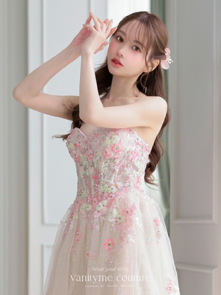 vanityME.couture. バニティミークチュール カラフルフラワーモチーフ ラメチュール 立体ビーズ刺繍 プリンセス 姫 ロングドレス バースデードレス マルチカラー vctr-l-a1468