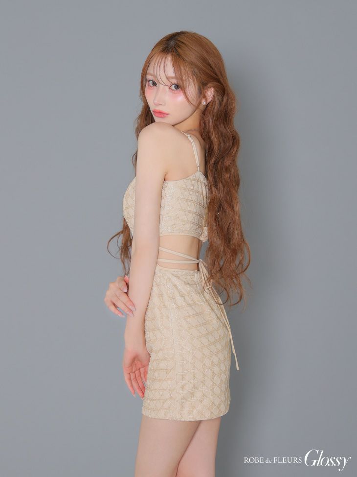 Glossy ローブドフルールグロッシー バックカットセンタージップミニキャバドレス gl3917