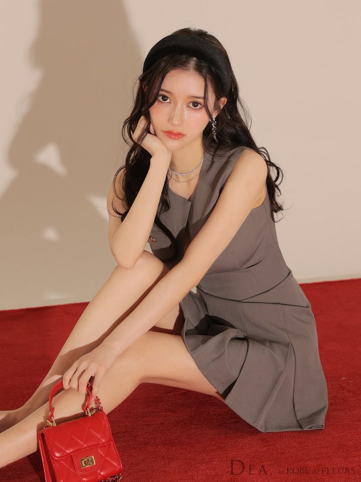 DEA. ディア バイ ローブドフルール シンプルバストカットノースリーブプリーツミニキャバドレス de3744