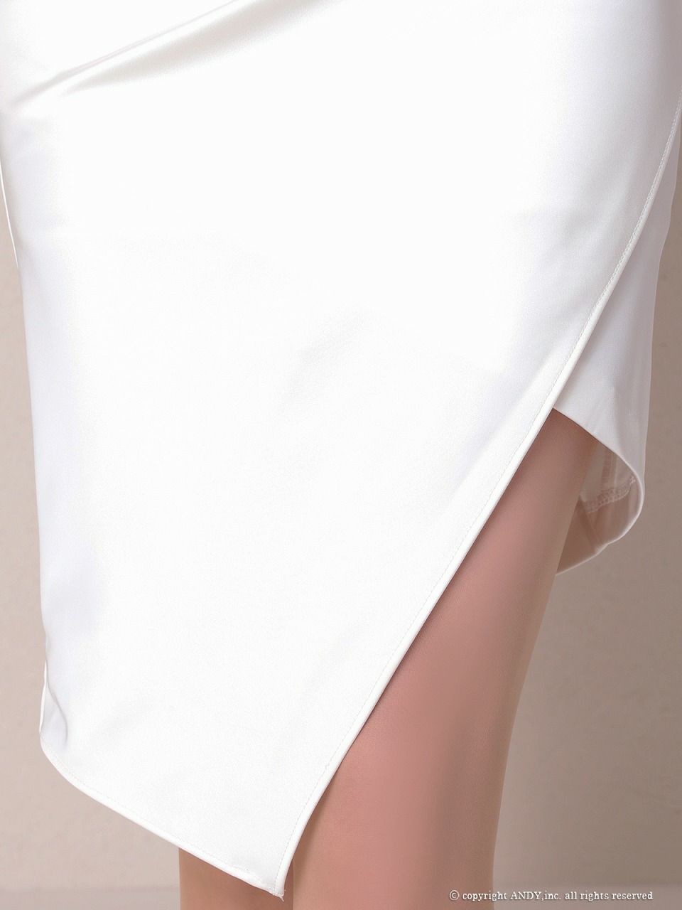 Andy アンディ オフショル サテン アシンメトリースリット タイト ミニドレス an-on2929