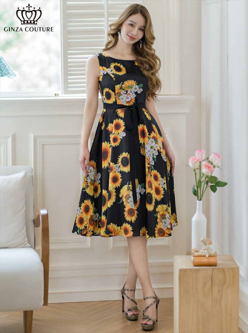 ERUKEI エルケイ ブラック×イエロー プリント・花柄・ひまわり・ノースリーブ・Aライン・ミディアムドレス・ワンピース ek-c24019
