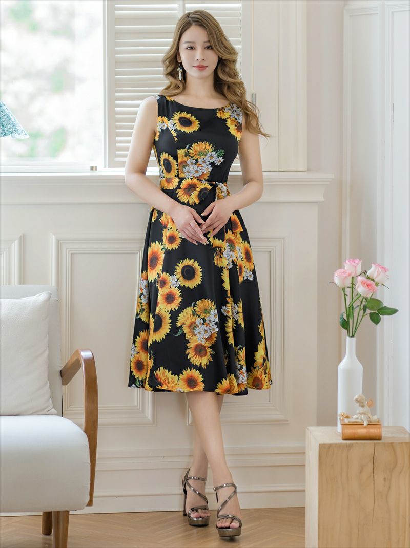 ERUKEI エルケイ ブラック×イエロー プリント・花柄・ひまわり・ノースリーブ・Aライン・ミディアムドレス・ワンピース ek-c24019