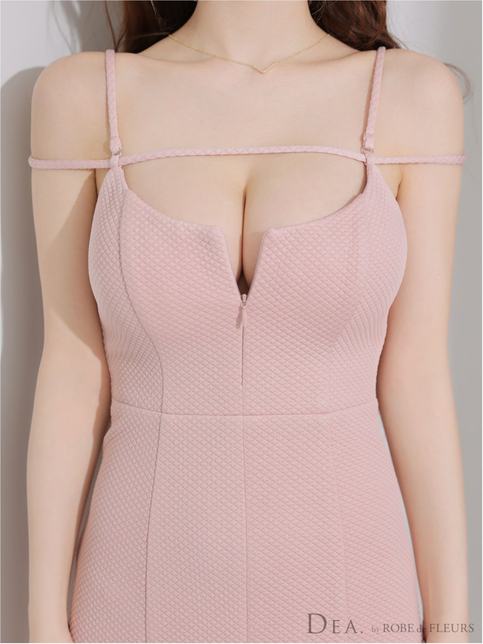 DEA. ディア バイ ローブドフルール デコルテラインストレッチキルティングマーメイドキャバドレス de4215-c