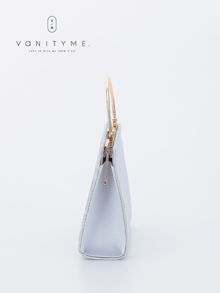 haremode ハレモード フォーマル プリーツ メタルハンド パーティーバッグ ベージュ・シルバー・ブラック vim-am-5073