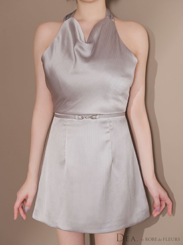 DEA. ディア バイ ローブドフルール サテンドレープホルターネックベルトミニキャバドレス de3376