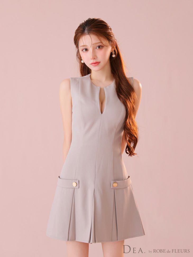 DEA. ディア バイ ローブドフルール グレージュ シンプルサイドベルトモチーフノースリーブプリーツミニキャバドレス de3362-6