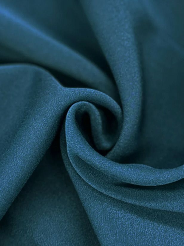 Veautt ヴュート ショルダーチェーンフリルタックタイトミディアムドレス vt022521