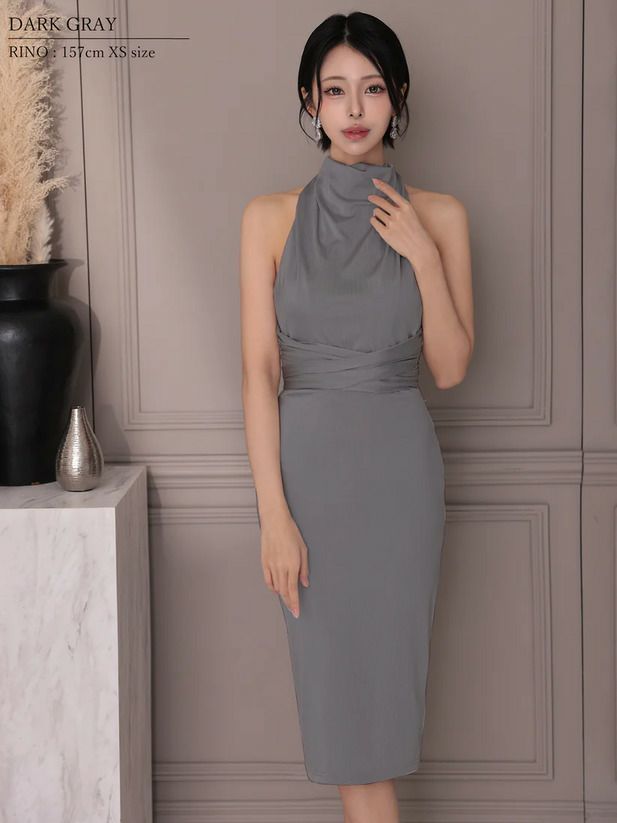 Veautt ヴュート ハイネックバックオープンリボンウエストマークタイトミディアムドレス vt022522