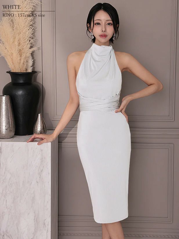 Veautt ヴュート ハイネックバックオープンリボンウエストマークタイトミディアムドレス vt022522