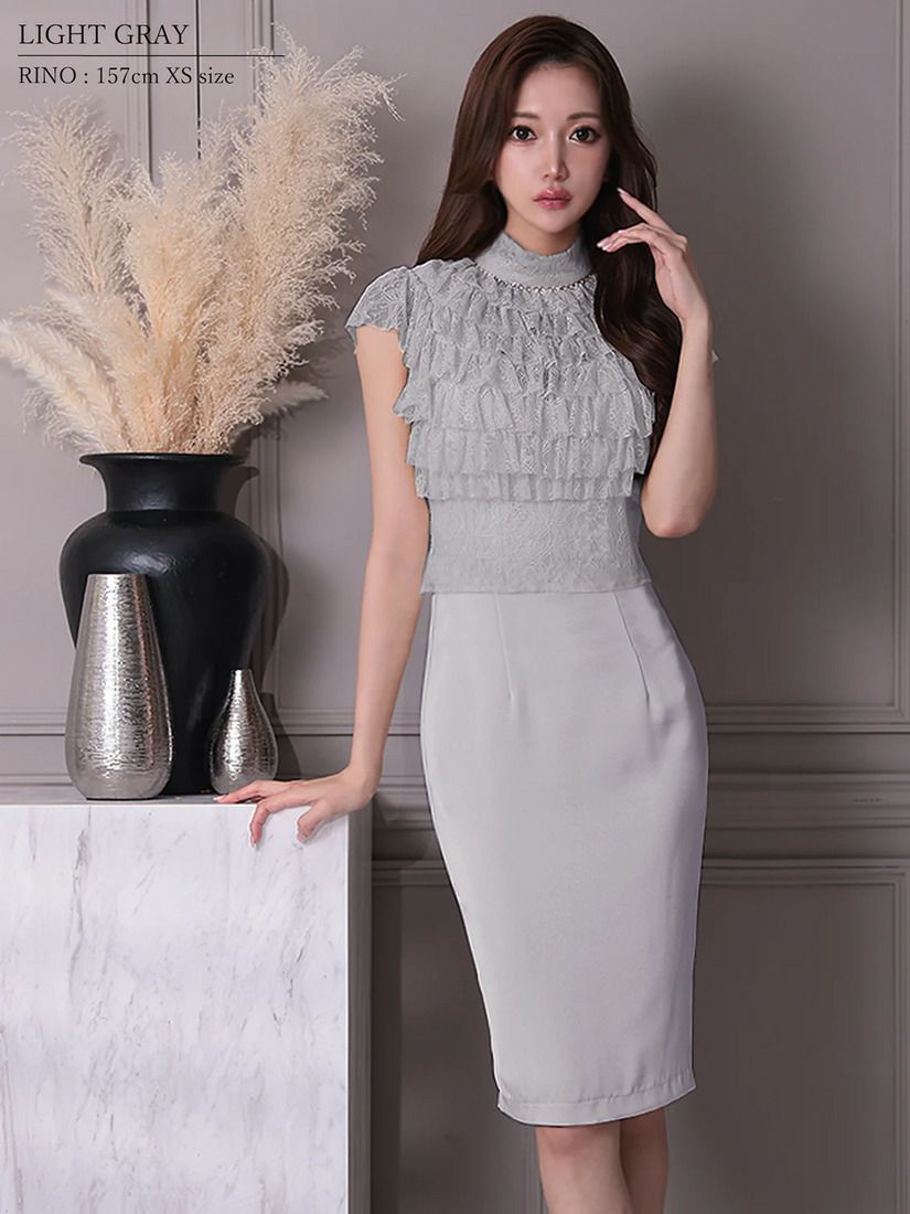 Veautt ヴュート フロントレースフリルビジューハイネックタイトミディアムドレス vt082520-ks