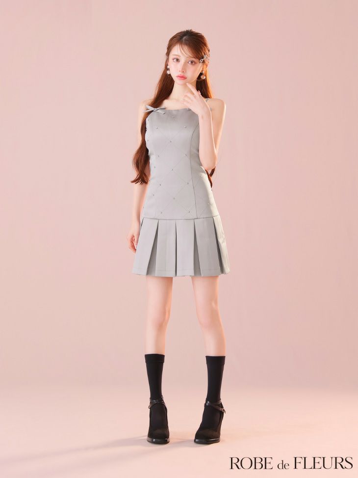 ROBE de FLEURS ローブドフルール サテンビジューリボンボックスプリーツミニキャバドレス fm3399