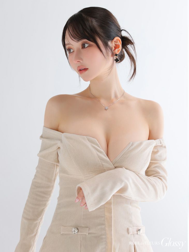 Glossy ローブドフルールグロッシー 【XS～Lサイズあり】オフショルロングスリーブラメニットフレアミニキャバドレス gl4123-c