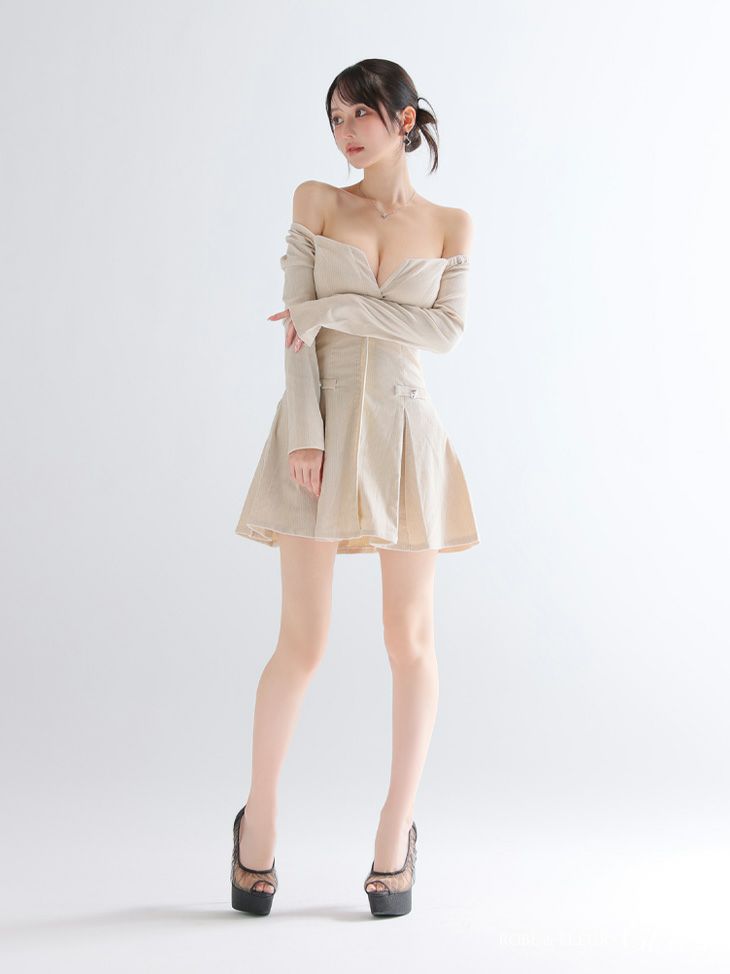 Glossy ローブドフルールグロッシー 【XS～Lサイズあり】オフショルロングスリーブラメニットフレアミニキャバドレス gl4123