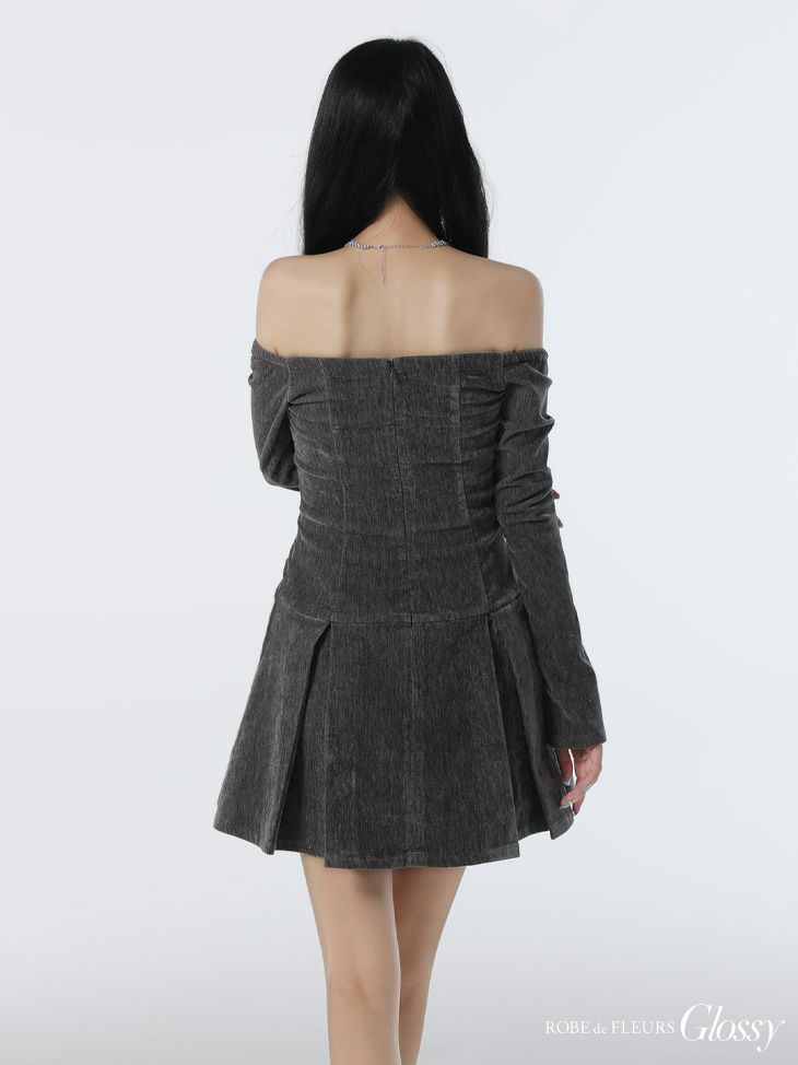 Glossy ローブドフルールグロッシー 【XS～Lサイズあり】オフショルロングスリーブラメニットフレアミニキャバドレス gl4123