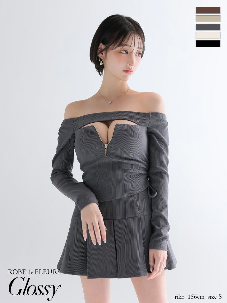 Glossy ローブドフルールグロッシー 【XSサイズあり】オフショルダーロングスリーブバストカットフレアミニキャバドレス gl4138-c