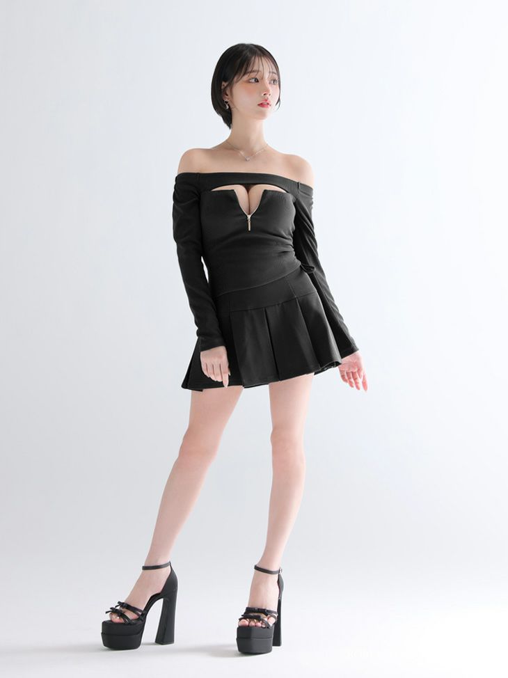 Glossy ローブドフルールグロッシー 【XSサイズあり】オフショルダーロングスリーブバストカットフレアミニキャバドレス gl4138-c