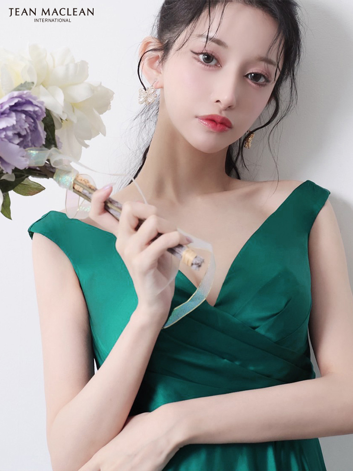 JEAN MACLEAN ジャンマクレーン ワンカラー/サテン/タックデザイン/Aライン/フレア/ロングドレス ja51949