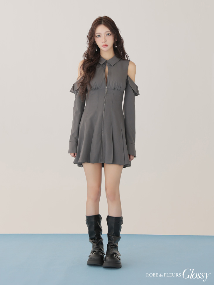 Glossy ローブドフルールグロッシー 【XSサイズあり】オフショルダーカットデザインフレアミニキャバドレス gl4126