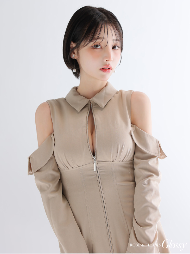 Glossy ローブドフルールグロッシー 【XSサイズあり】オフショルダーカットデザインフレアミニキャバドレス gl4126